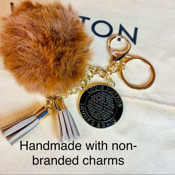 Louis Vuitton Compiegne 28 crossbody bag with straps and bag charm dust bag - Picture 16 of 16